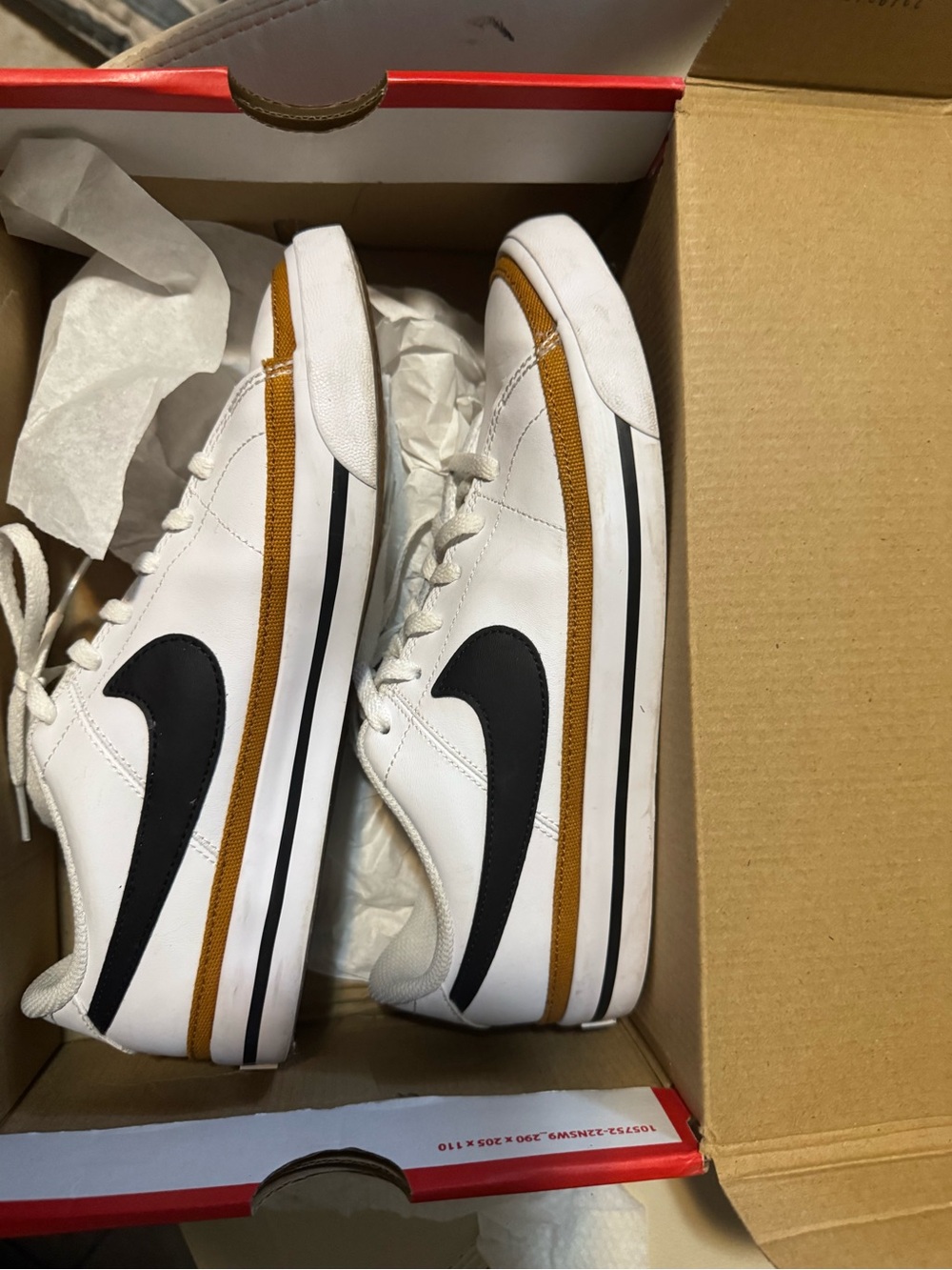 Nike court Legacy Men’s White Leather Sneakers with Black Swoosh and Gold Trim - Picture 5 of 6